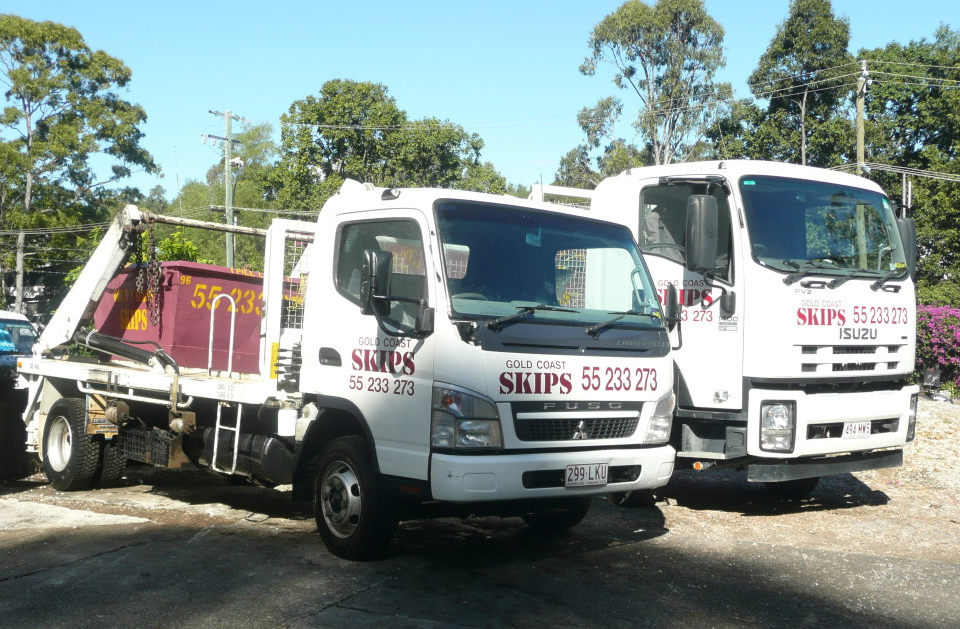 hire Gold Coast Skips
